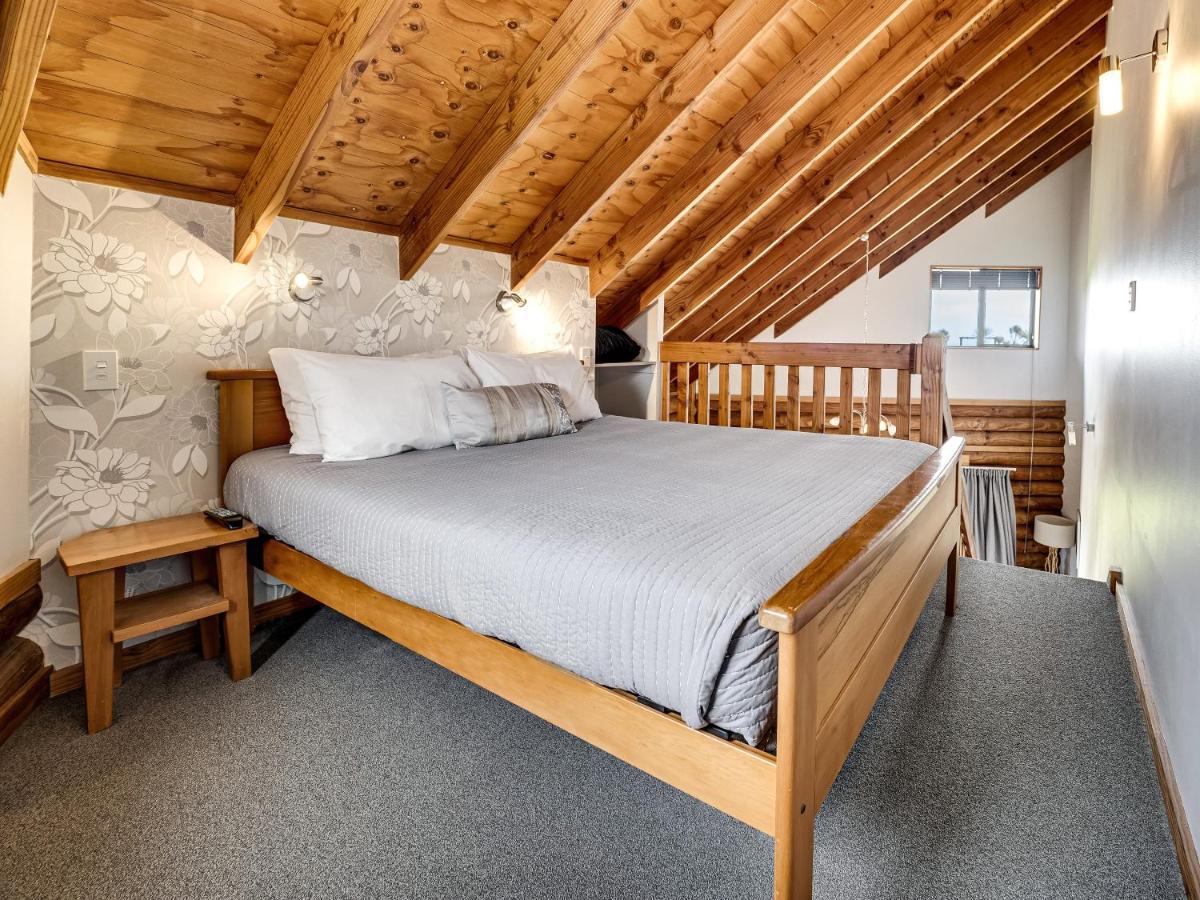 Shining Star Beachfront Accommodation Hokitika Buitenkant foto