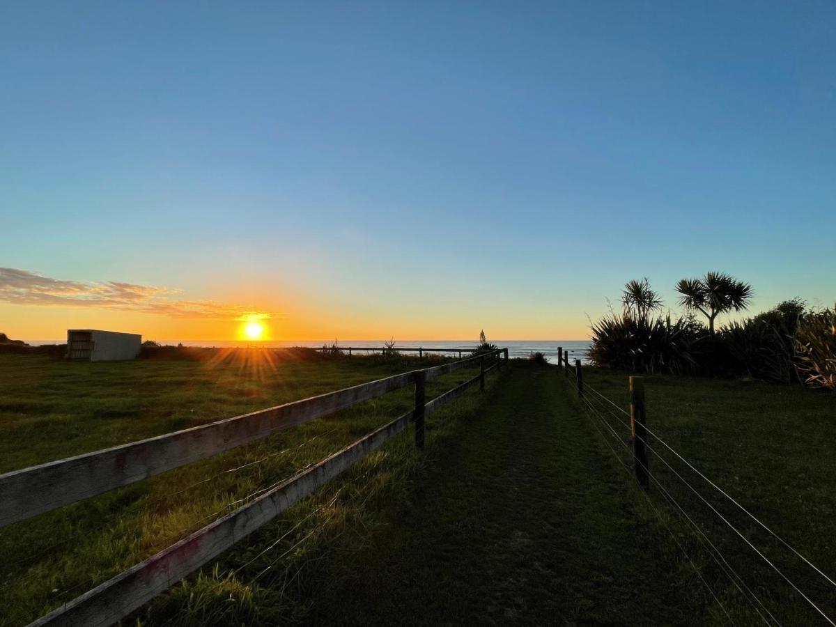Shining Star Beachfront Accommodation Hokitika Buitenkant foto